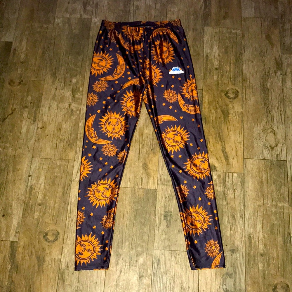 Lotus Leggings. Moon and sun and stars